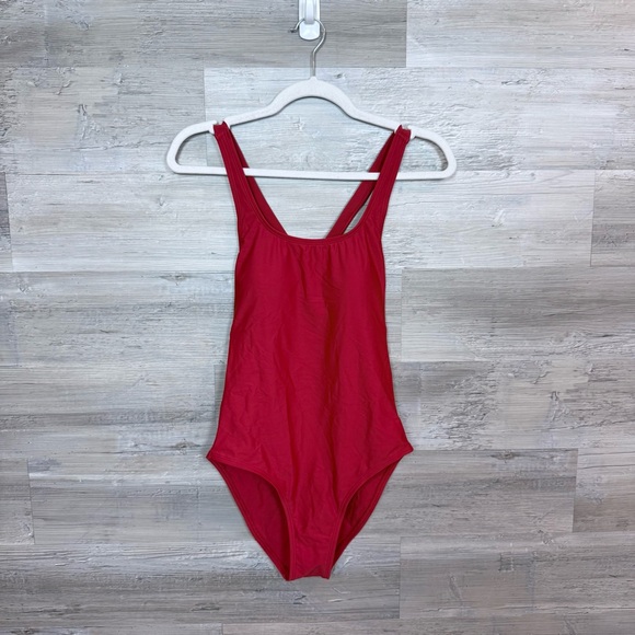 Quince Other - NWT Quince Italian Compression Cross-Back One-Piece Swimsuit - Red - Small